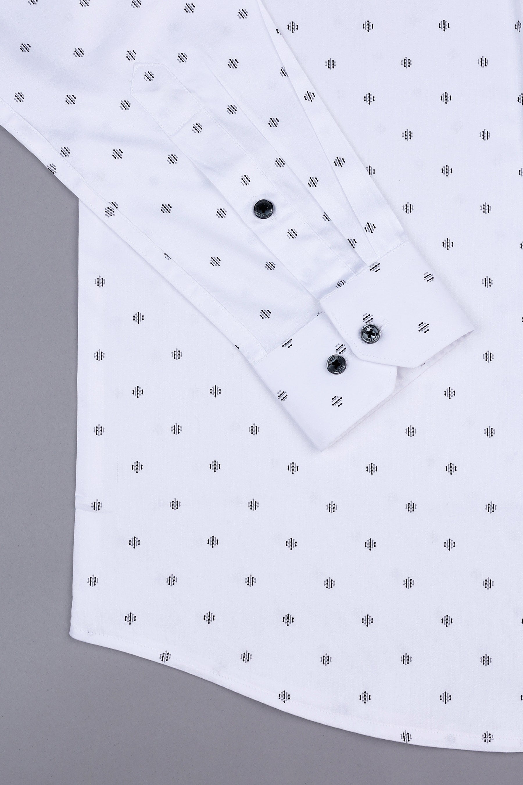 Smoke white with grey and black printed shirt