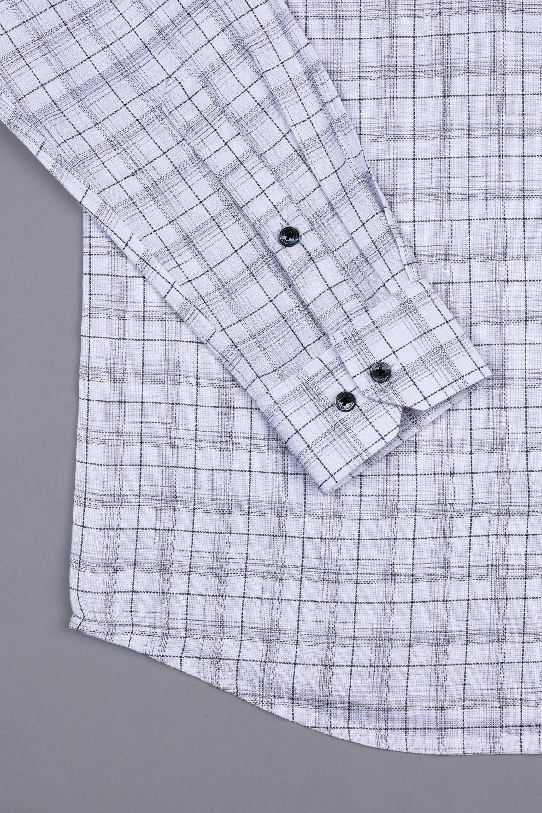 White with dark grey lines arglye check shirt