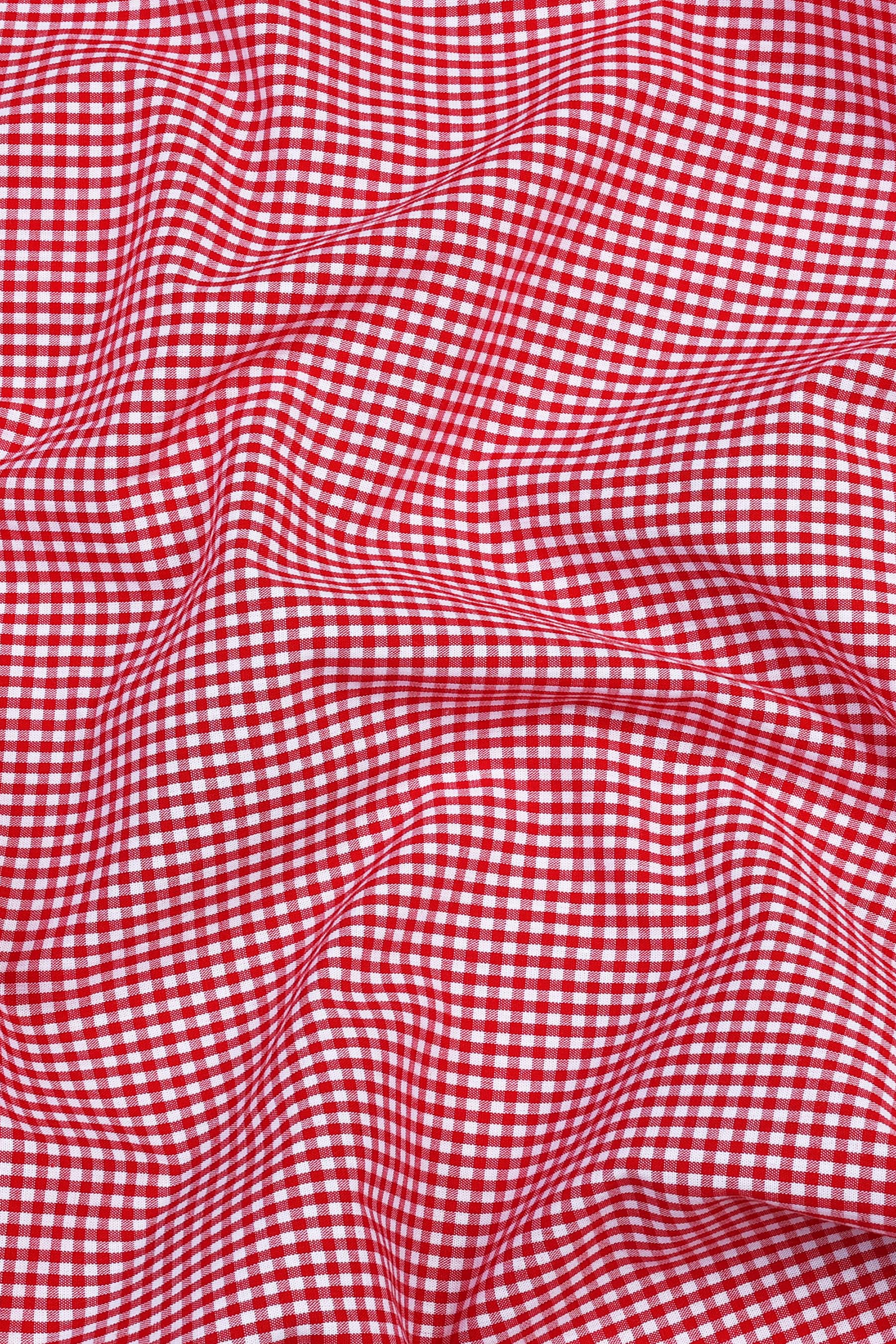 Red carpet on snow white pin check  cotton shirt