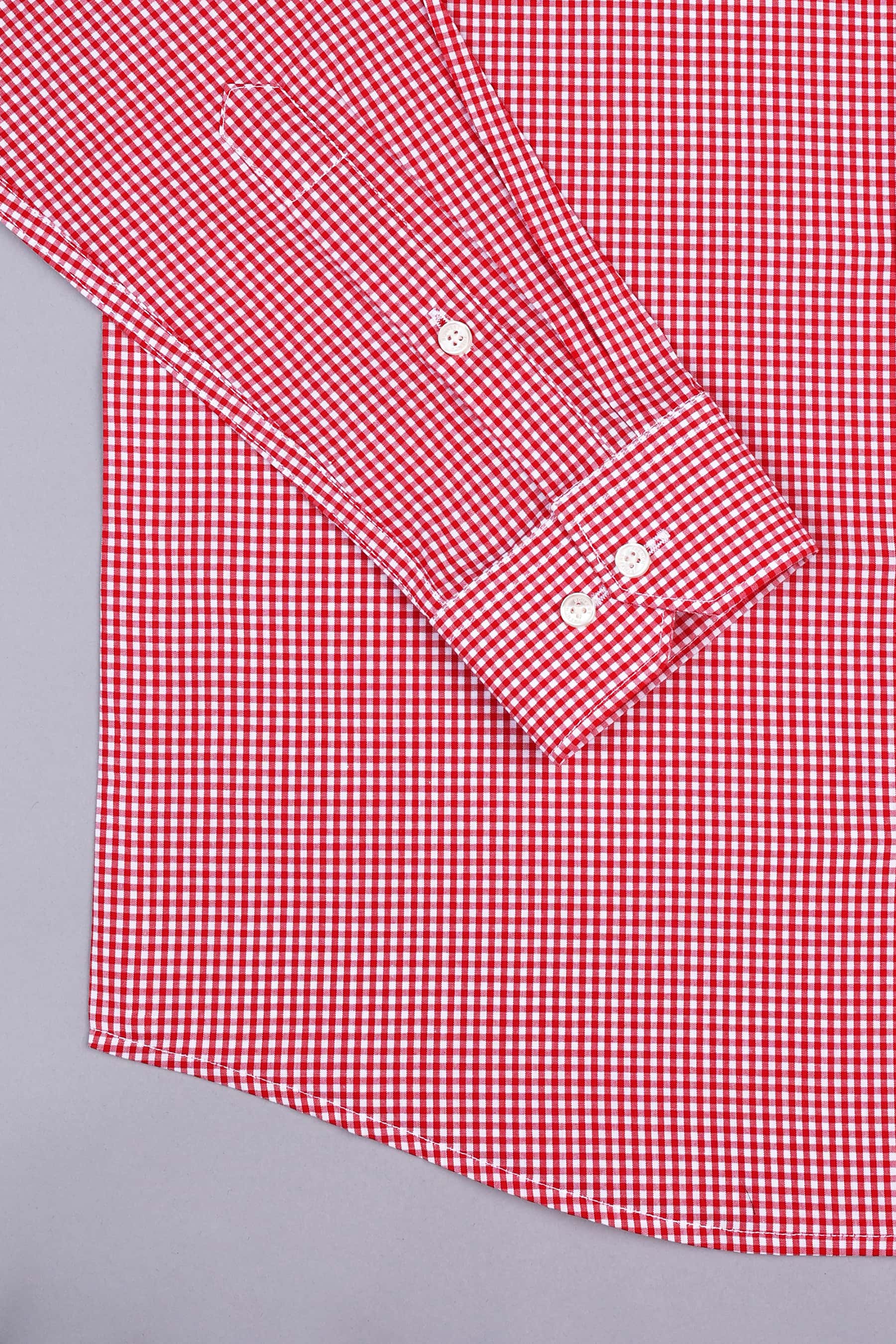 Red carpet on snow white pin check  cotton shirt