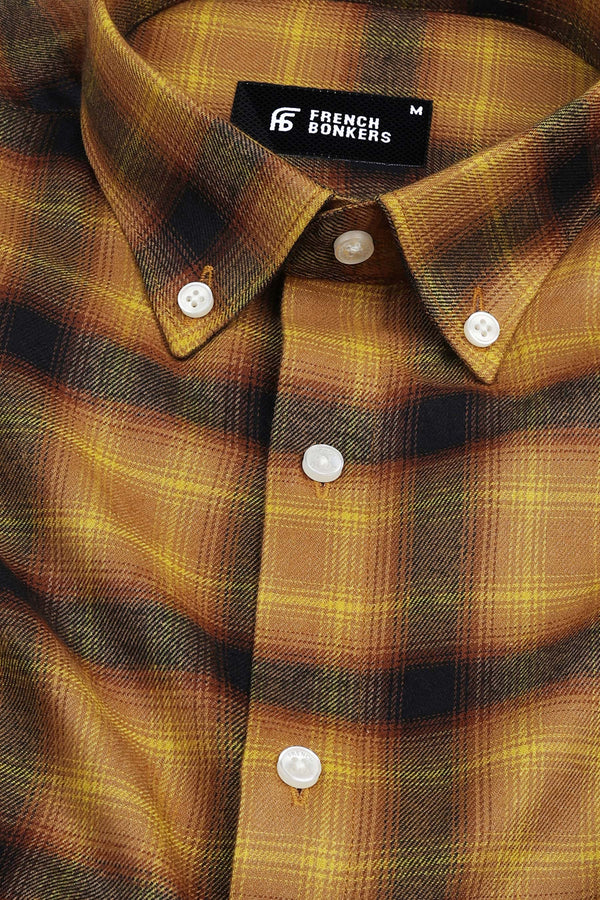Banana with mikado yellow tartan plaid check shirt