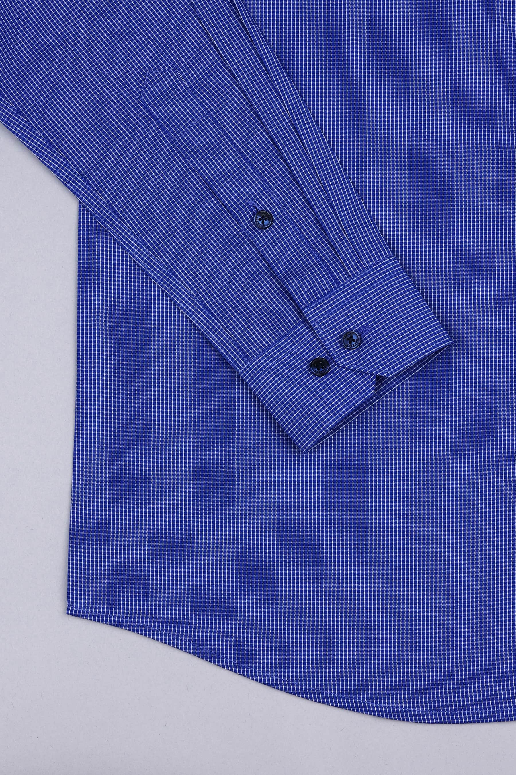 Blue with white lines pin check shirt