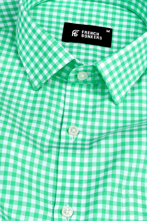 Classic parrot green with white twill check shirt