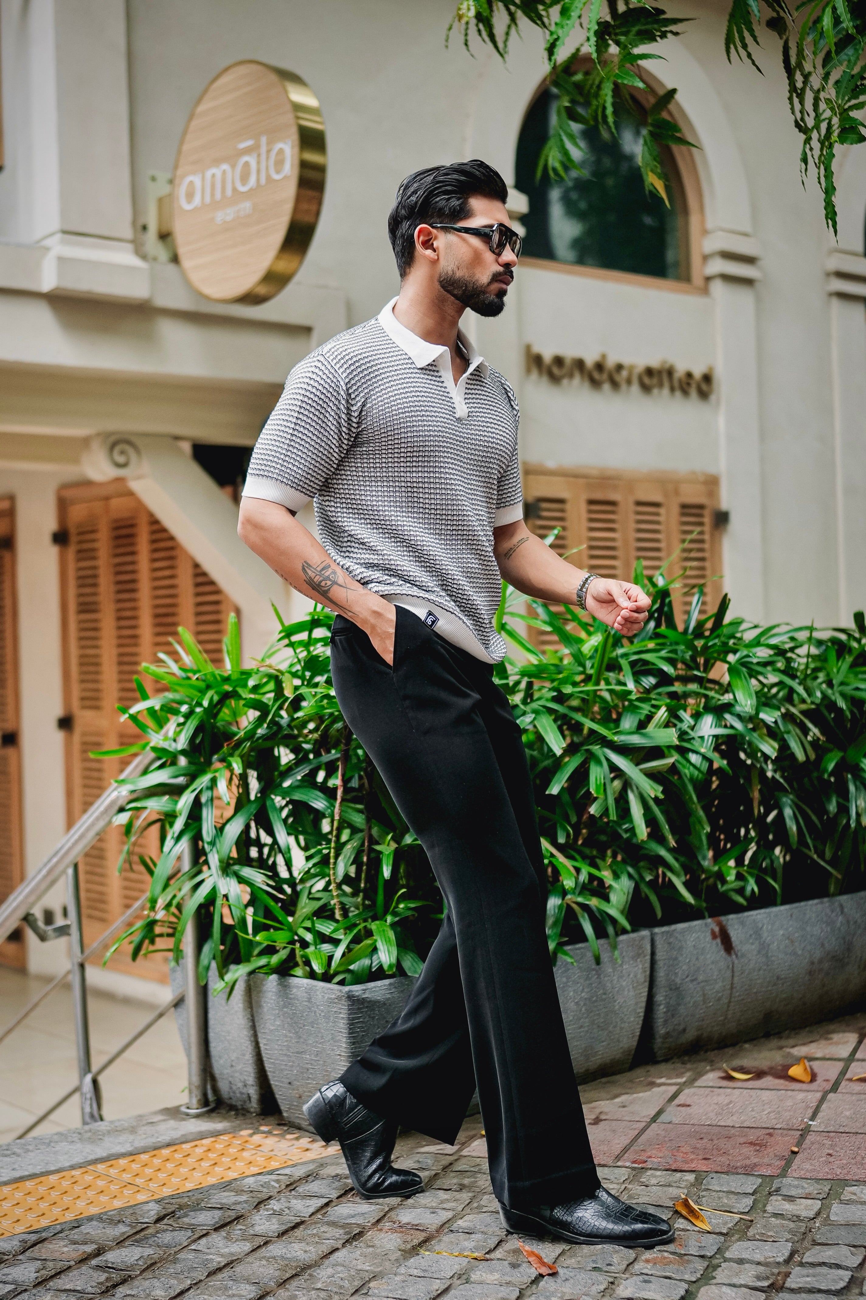 Vellin White With Blue Knitted Cotton Polo T-Shirt